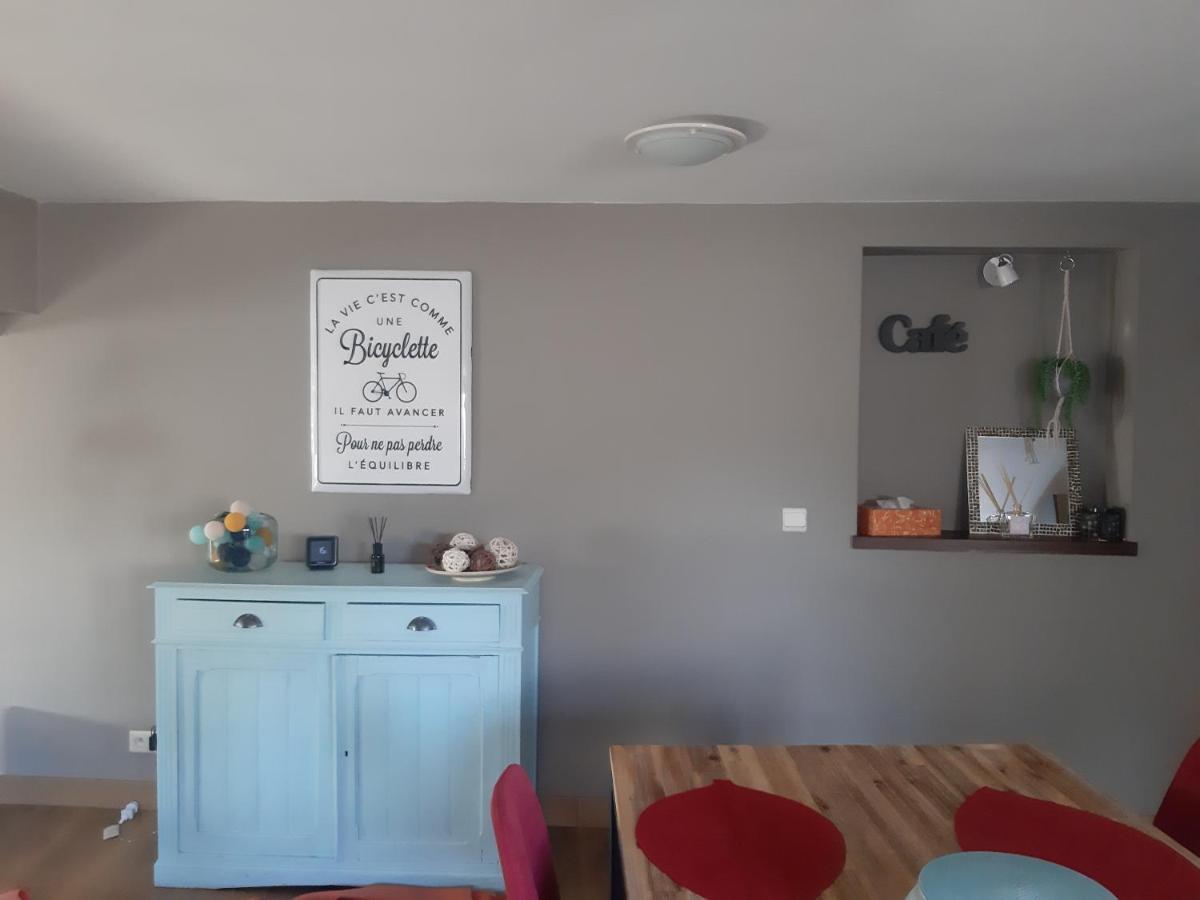 Gite Le Pt'I Baillis Nismes Buitenkant foto